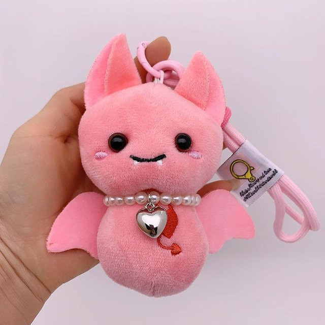 Schlüsselanhänger Vampirfledermaus Plüsch, pink, Unisex - Bild 1