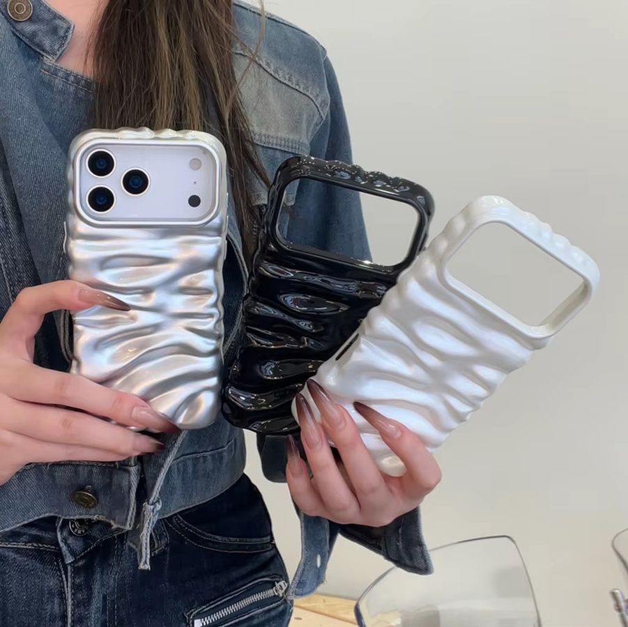 Glänzende Handyhülle mit stereoskopischem Falten-Creme-Muster für iPhone 17 16 15 14 Pro Max Plus Air in Schwarz - Bild 2