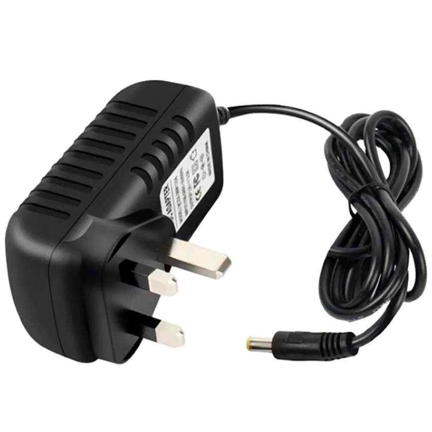 Universal AC/DC Netzteil Ladegerät mit US, EU und UK Stecker in Schwarz für 3V 5V 6V 7V 9V 12V mit 5,5 x 2,5 mm Barrel Plug - Bild 3