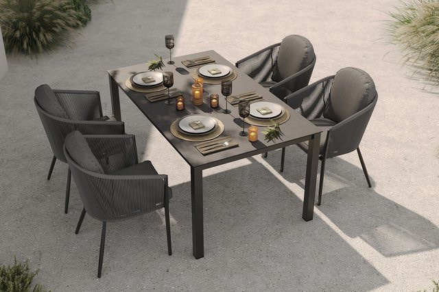 OUTFLEXX Tavio Garten-Essgruppe in Anthrazit Matt und Dunkelgrau mit 4 Diningsesseln aus Aluminium, Rope-Geflecht und Spraystone in Steinoptik, Tisch B: 160 cm, T: 95 cm, H: 74 cm - Bild 1