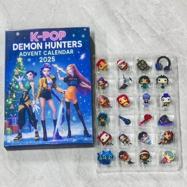 Discover Intime Acryl Dämonenjäger Weihnachtsbaumschmuck im Kpop Gothic Stil, bunter Advents-Blindbox Anhänger für Teenager - Bild 1