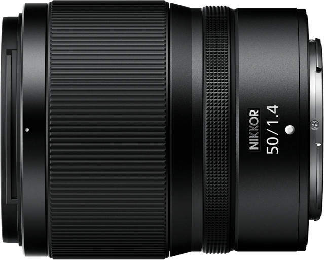 Nikon Nikkor 50mm f/1.4 Objektiv in Schwarz - Bild 1