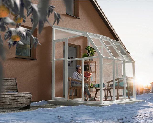 Palram Canopia Gewächshaus Weiß mit Fundamentrahmen und Regenrinnen aus Polycarbonat mit Satteldach, 4 m² - Bild 1