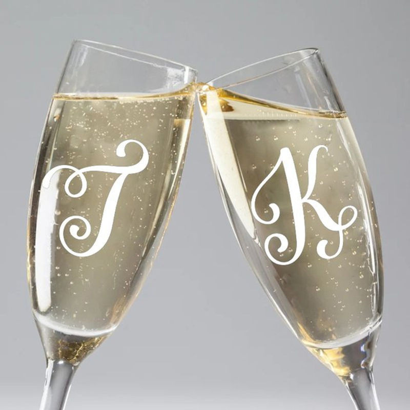 10 Stück Wall's Tale Hochzeitsaufkleber mit Monogramm und Anfangsbuchstaben in Weiß zur Dekoration von Weingläsern und für Brautpartys - Bild 1