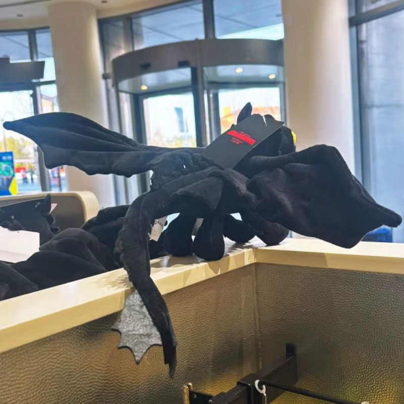Universal Studios Drachenzähmen leicht gemacht Schwarze Nachtfury und Weiße Lichtfury, Plüschpuppen - Bild 2
