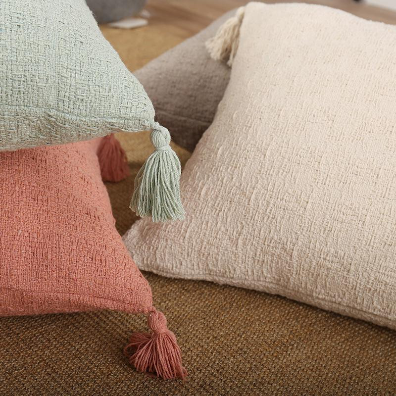 JMG Clothing Kissenbezug aus gestricktem Stoff mit Quasten in Beige, B/H: 45 x 45 cm oder B/H: 30 x 50 cm - Bild 1