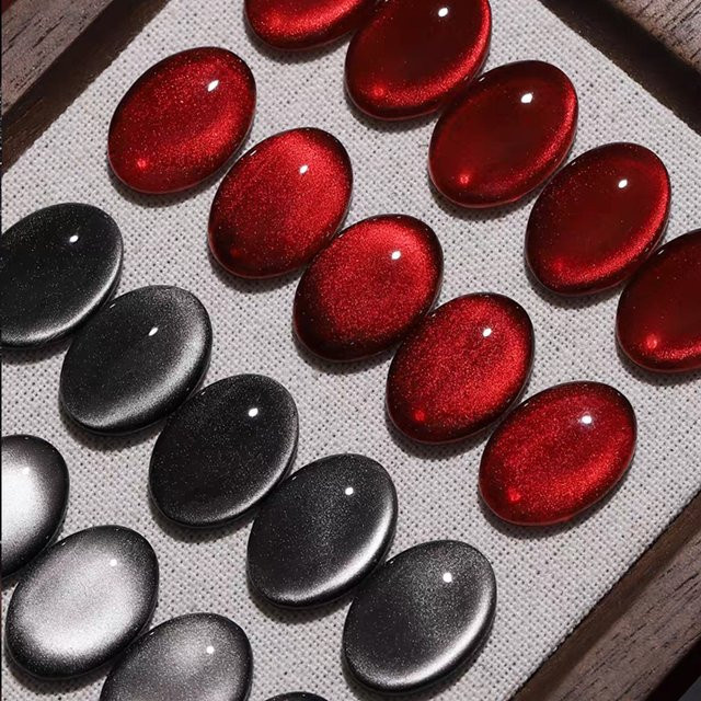 SHAKA Gel-Nagellack, Rot, Glänzend, Unisex - Bild 1