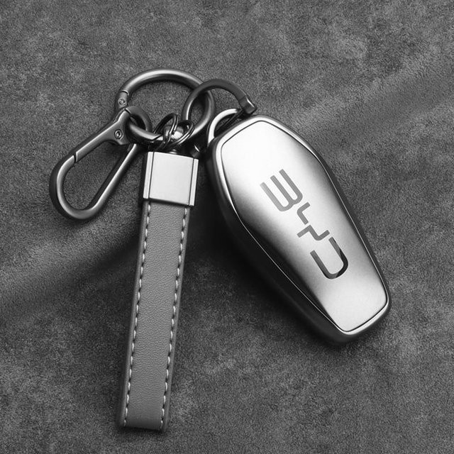 TPU Autoschlüsselhülle in Silber für BYD Modelle Seal Song Plus Atto 3 Dolphin Han EV Tang Qin U Dmi Yuan Pro inklusive Schlüsselanhänger - Bild 1