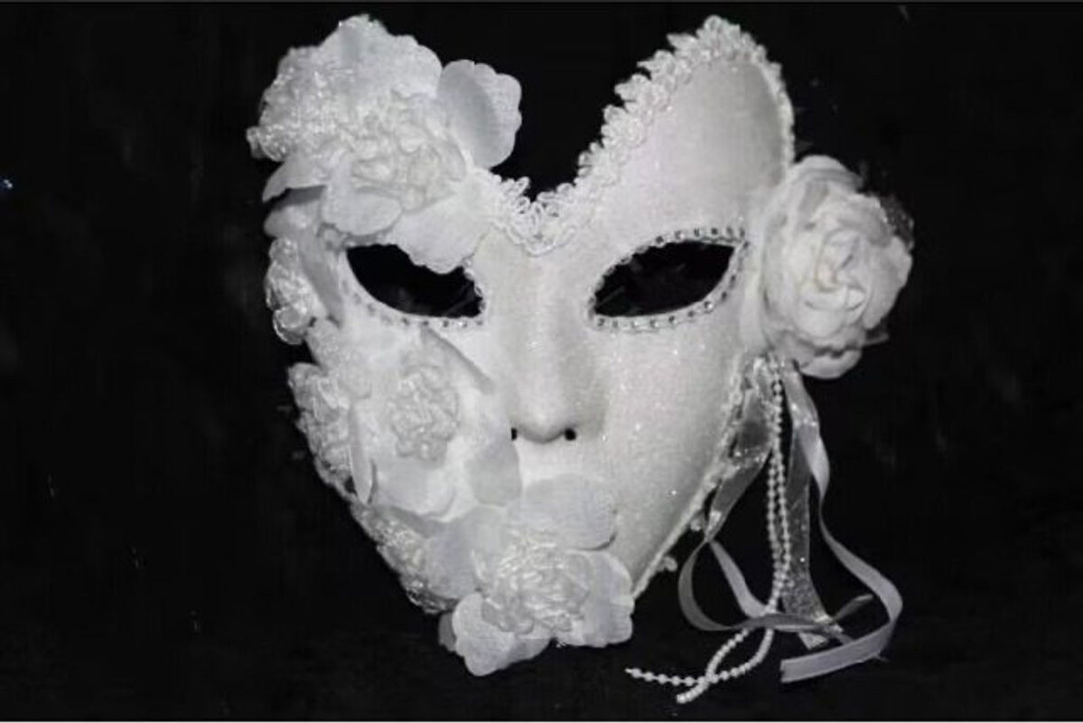 Venezia Nische Maske in Weiß mit Federn und floralen Elementen für Damen und Herren als Cosplay-Zubehör - Bild 1