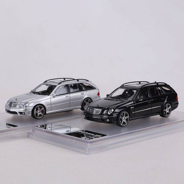 King Model E63 Estate S211, Automodell, 1:64, Metall, Schwarz - Bild 1