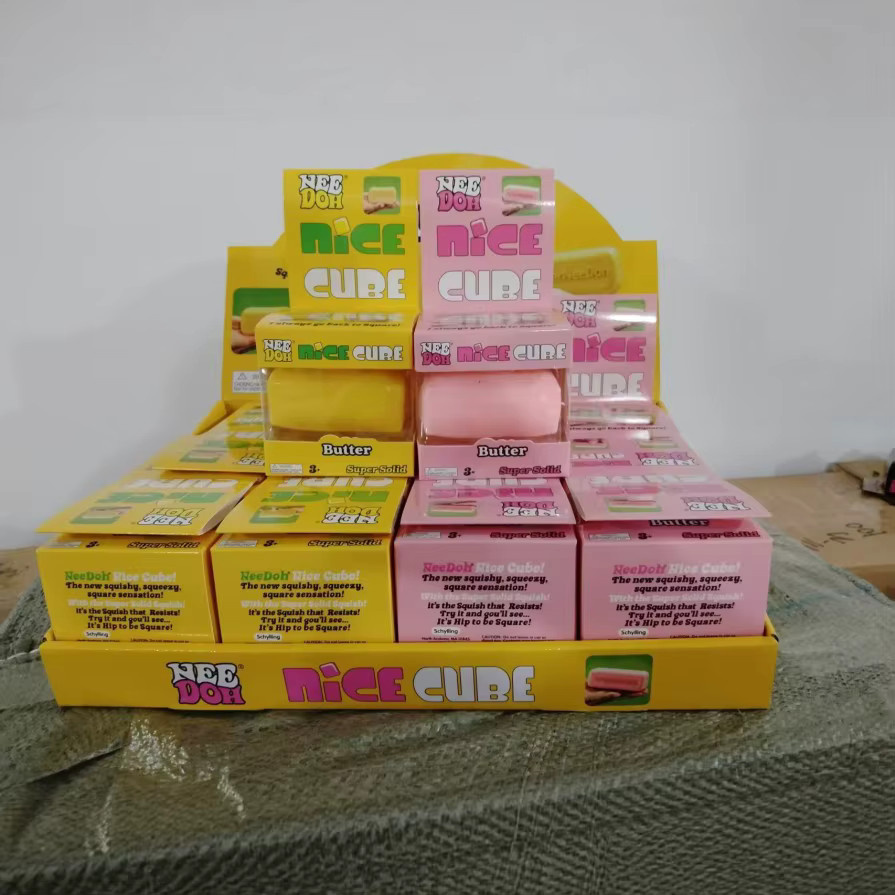 Schylling Nice Cube Mini Edition, Sensorisches Spielzeug, Stressabbau-Blöcke, Kneifbare Musik-Stressabbau-Puzzles - Bild 1