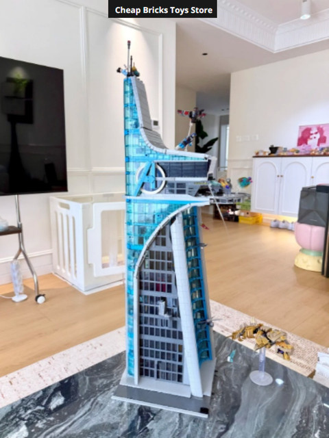 Hot Toys Futuristisches Hauptquartier-Turm, Bausteine, 5.201 Teile - Bild 1