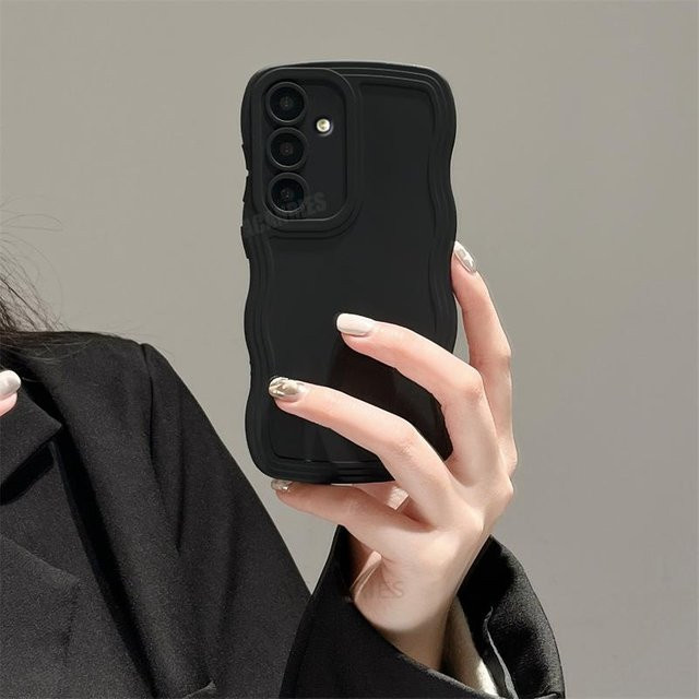 Lockige Flüssigsilikonhülle für Samsung Galaxy A15 A25 A35 A55 5G A14 A24 A34 A54 A05s A05 in Schwarz - Bild 1