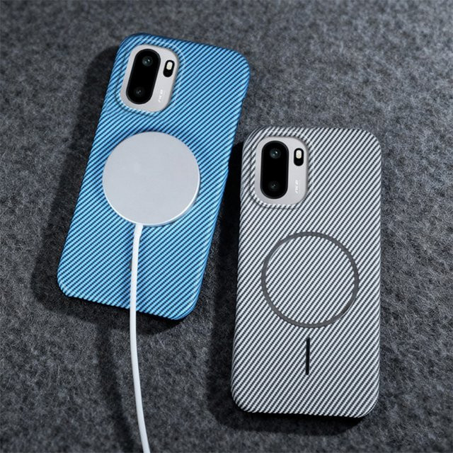 Halbtransparente MagSafe Handyhülle aus Carbonfaser und PC für OnePlus in Blau mit Kevlar-Textur - Bild 1