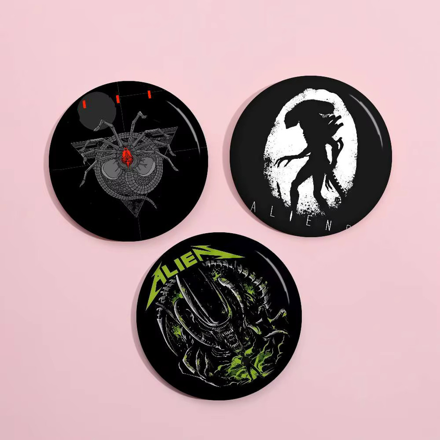 Brosche Film Alien Anime, Bunt, Cartoon-Anstecknadel - Bild 2