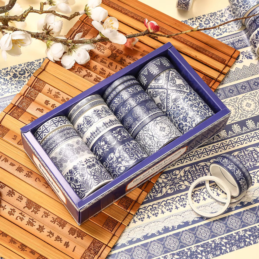 Washi-Tape-Set mit verschiedenen Blumenmustern in Blau und Weiß für deine DIY-Tagebuch- und Fotoalbum-Dekoration - Bild 3