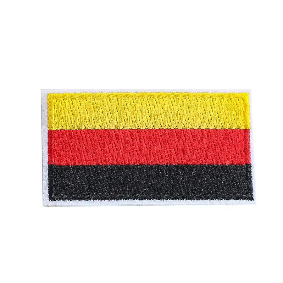 2 Stück Aufbügelbare Patches mit deutscher Flagge in Multicolour als Applikationen für Kleidung und DIY-Projekte - Bild 2