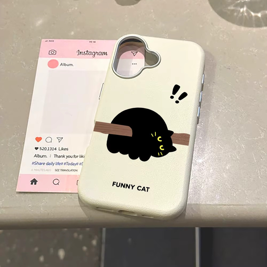Stoßfeste iPhone Schutzhülle mit niedlicher schwarzer Katze in Schwarz - Bild 2
