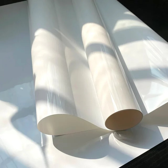 AFDB Spiegel-Fensterfolie Weiß/Silber, selbstklebend, reflektierende Glasaufkleber mit UV-Schutz zur Tönung von Glas für Zuhause und Büro - Bild 1