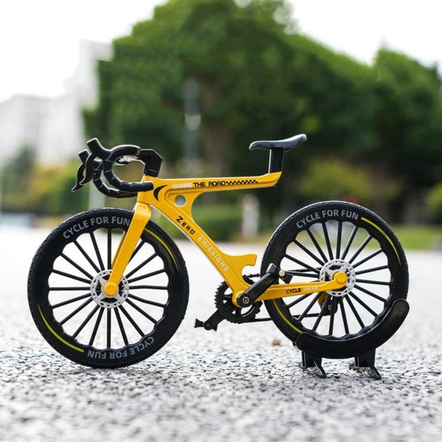 Topmix Mini-Fahrradmodell Rennsport, Metall, Maßstab 1:8, ab 3 Jahre - Bild 1