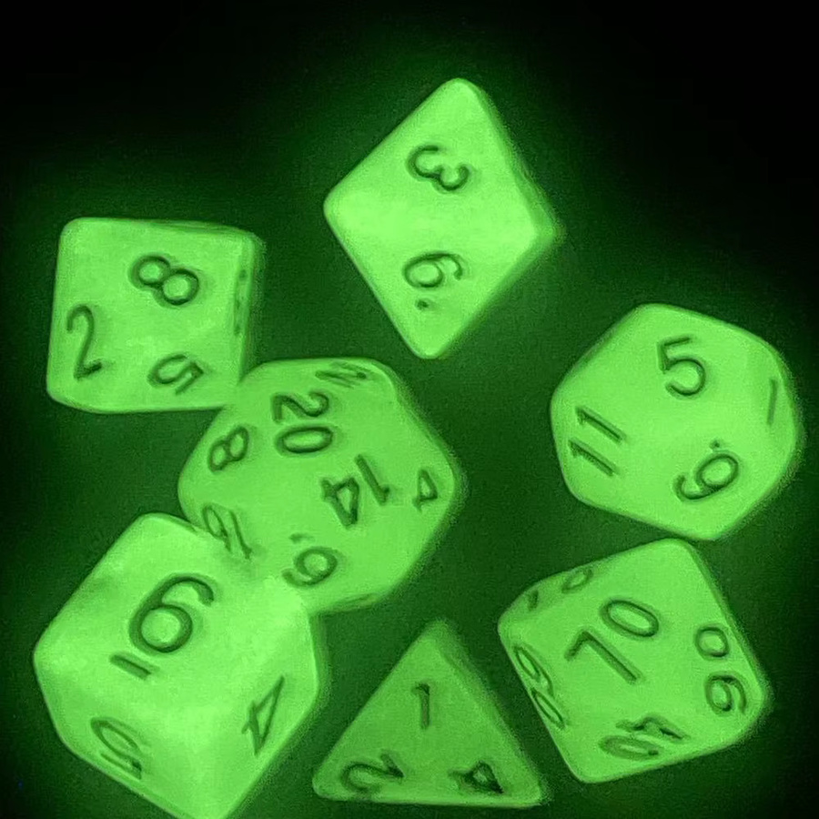 Dungeons and Dragons Vorinclex, Leuchtende Polyedrische Zahlenwürfel-Sets, Grün - Bild 3