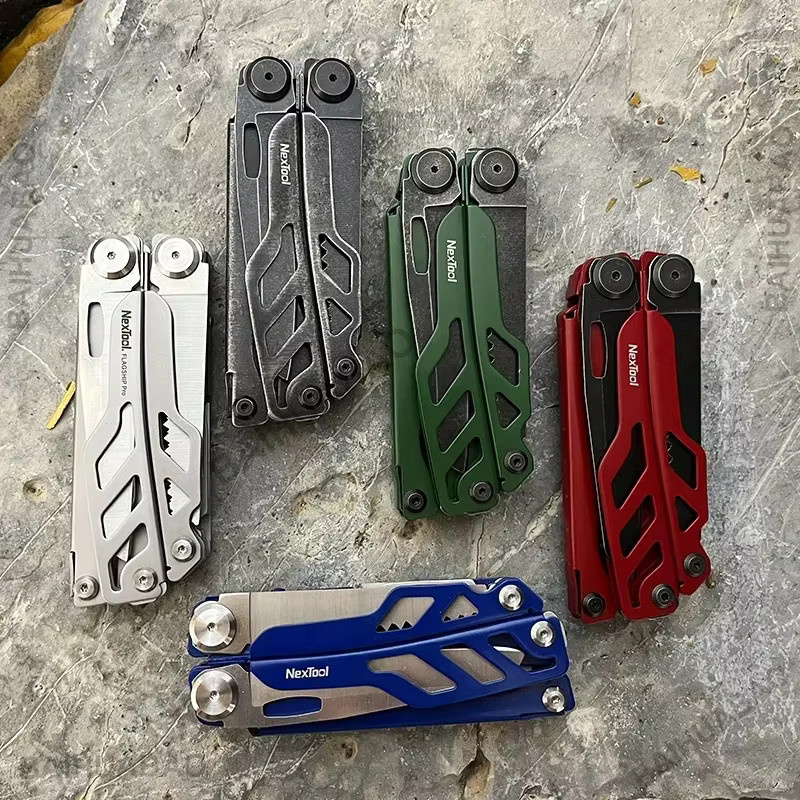 Nextool Flagship Pro 16-in-1 Multitool mit Kydexscheide, Klappzange und Schere - Bild 3