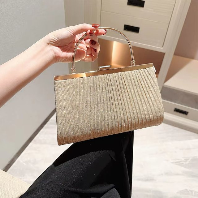 Handtasche mit Metallgriff und Kette, Damen - Bild 1