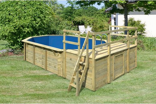 Karibu Achtformpool aus Massivholz in Braun mit Sonnenterrasse und zwei Eckterrassen, B: 358 cm, H: 124 cm - Bild 1