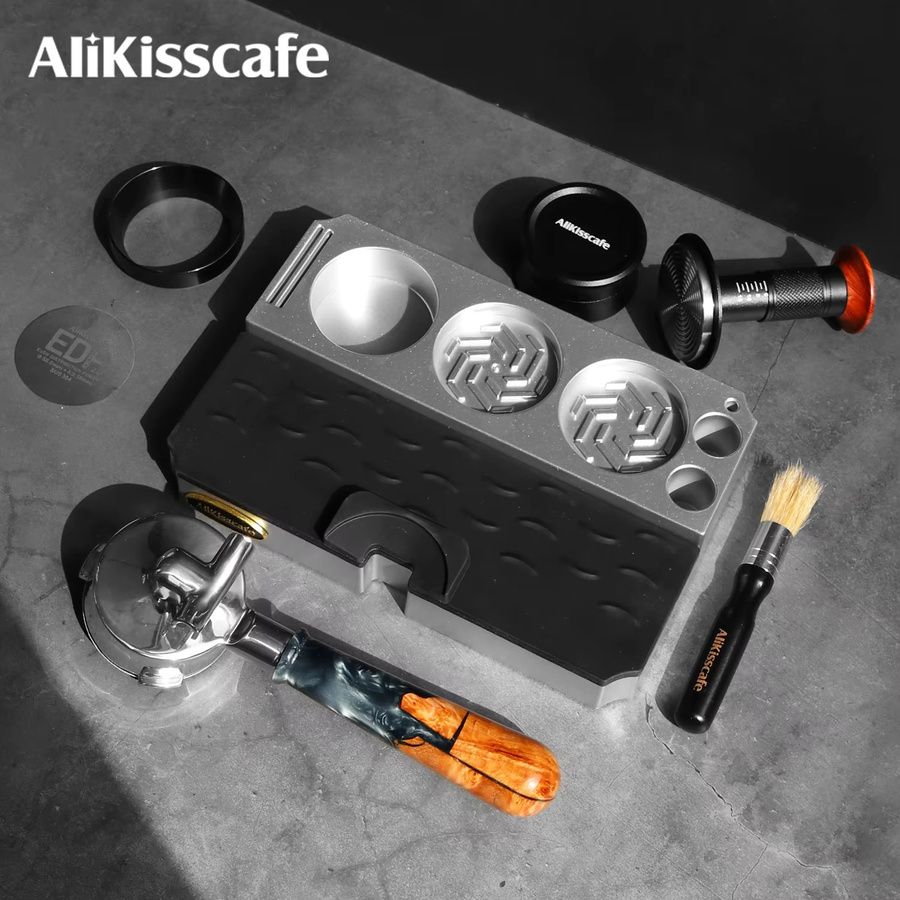 Delonghi Kaffee-Tampingstation mit Matte für 51mm, 54mm und 58mm Portafilter-Halterungen und Barista-Werkzeuge - Bild 2
