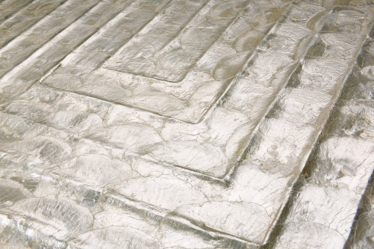 Arte Wallpaper Cornice Coquille in Beige mit Capiz-Muscheln und geometrischem Design - Bild 2