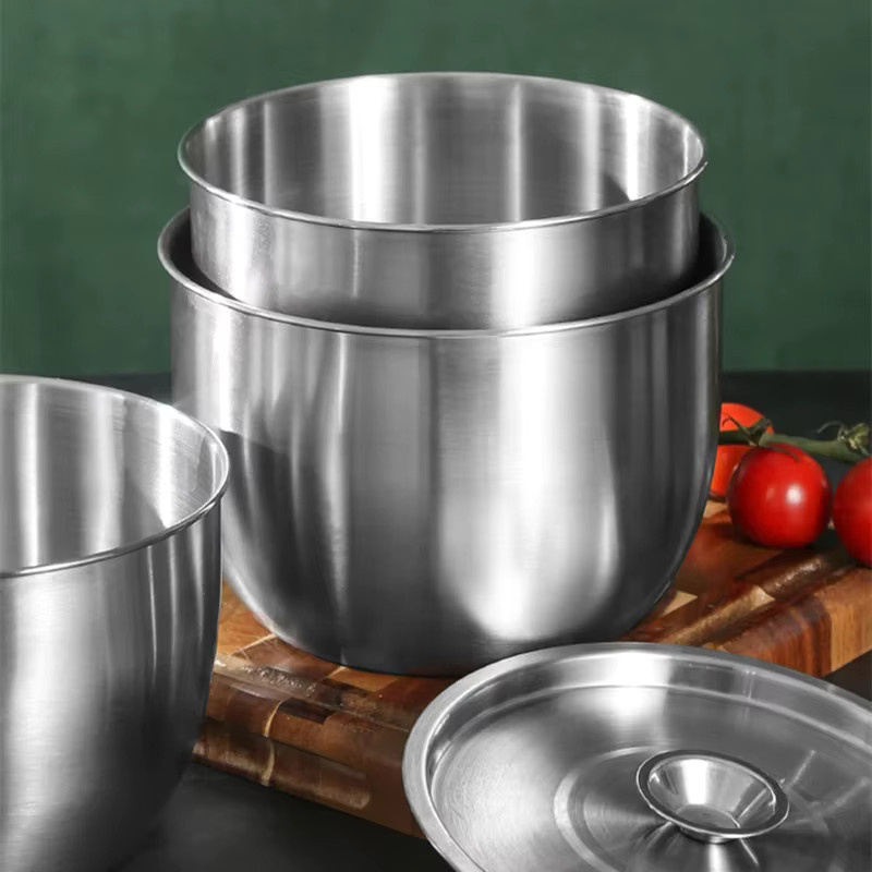CHANSUNRUN Rührschüssel aus Edelstahl mit Deckel und Schneebesen in Silber - Bild 4