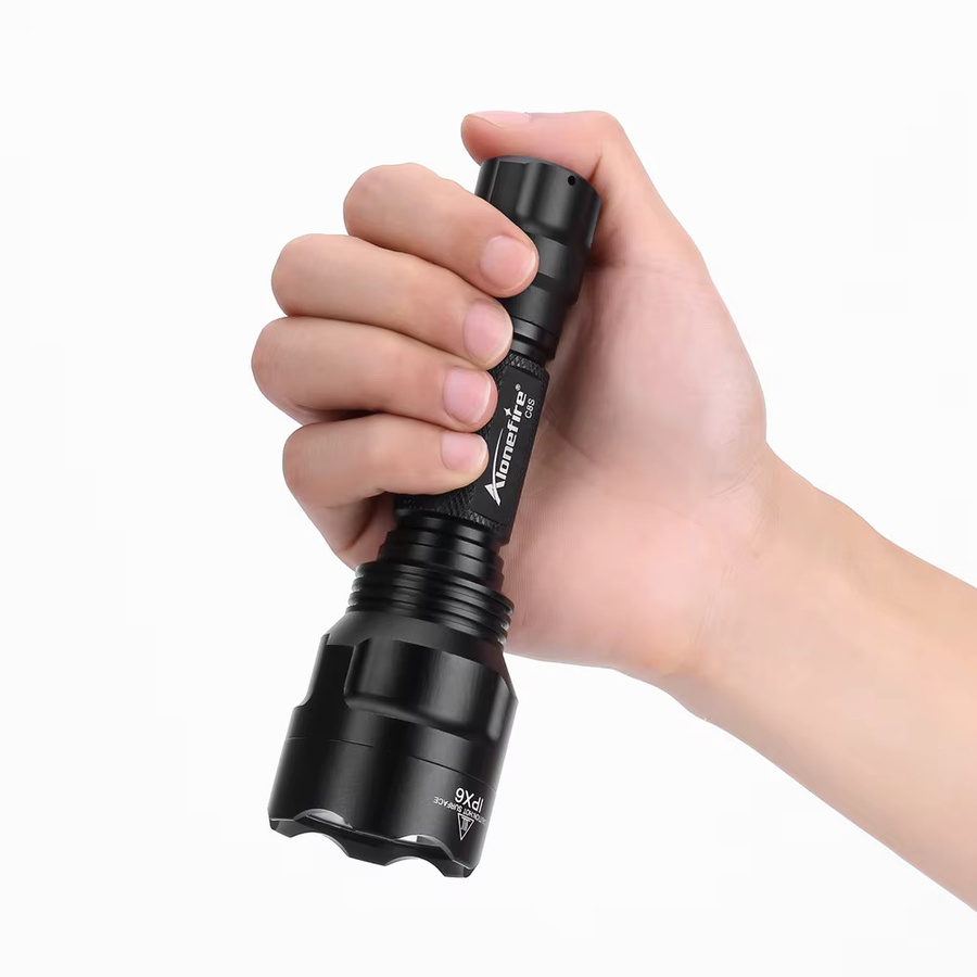 Alonefire 10W Hochleistungs-LED Taktische Taschenlampe in Schwarz für Outdoor, Camping und Nachtarbeit - Bild 4