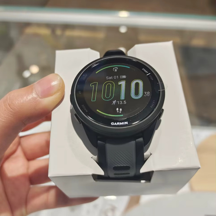 Garmin Forerunner 165 Laufuhr in Schwarz mit Blutsauerstoffsensor und Schrittzählung - Bild 2