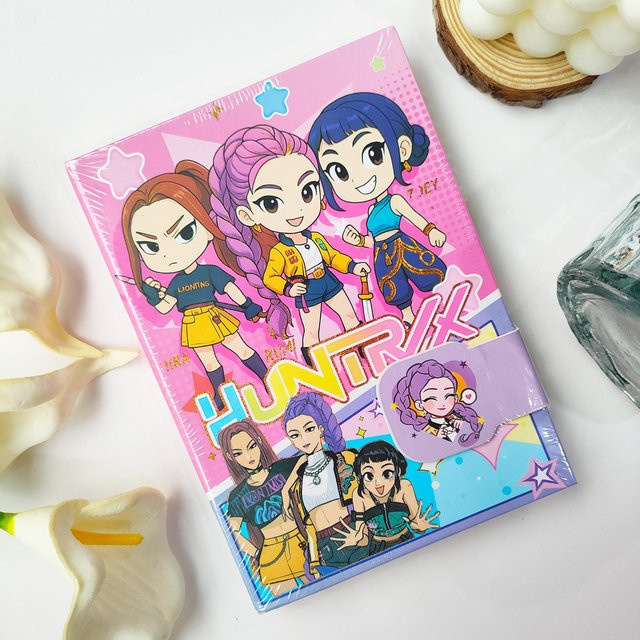 Yiran Notizbuch Huntrix Dämonenjäger mit Magnetverschluss und bunten Seiten, Hardcover, Liniert, Mehrfarbig - Bild 1