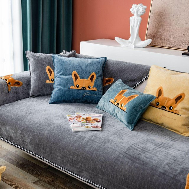 Moderner Sofabezug aus Chenille in Grau mit Cartoon-Hundemotiv, rutschfeste Couchabdeckung für dein Wohnzimmer, B/H: 70 x 70 cm - Bild 1