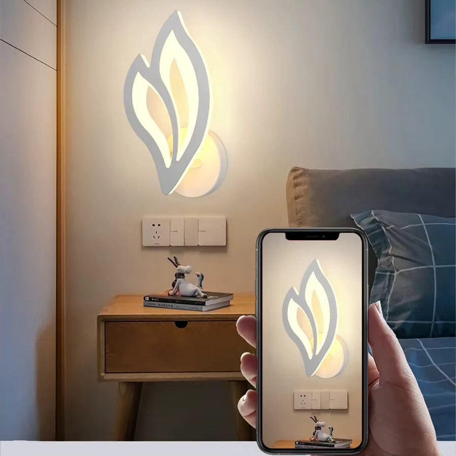 Minimalistische IRALAN LED-Wandleuchte in Weiß mit Up-Down-Lichtfunktion und warmweißem Licht für Schlafzimmer und Flur - Bild 2