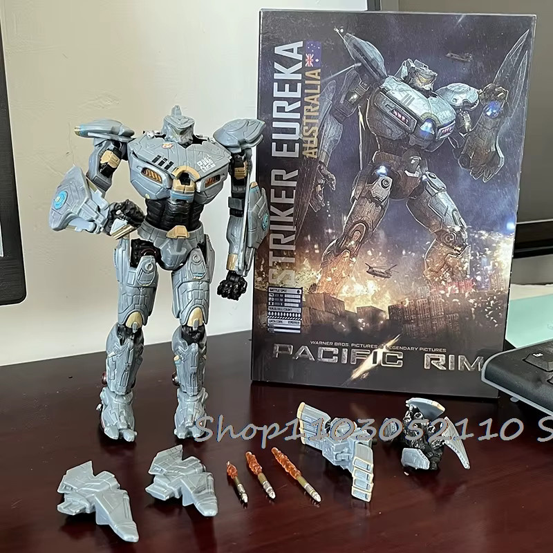 Neca Pacific Rim Gipsy Danger Obsidian Fury, Einzelfigur, LED, Rot - Bild 4