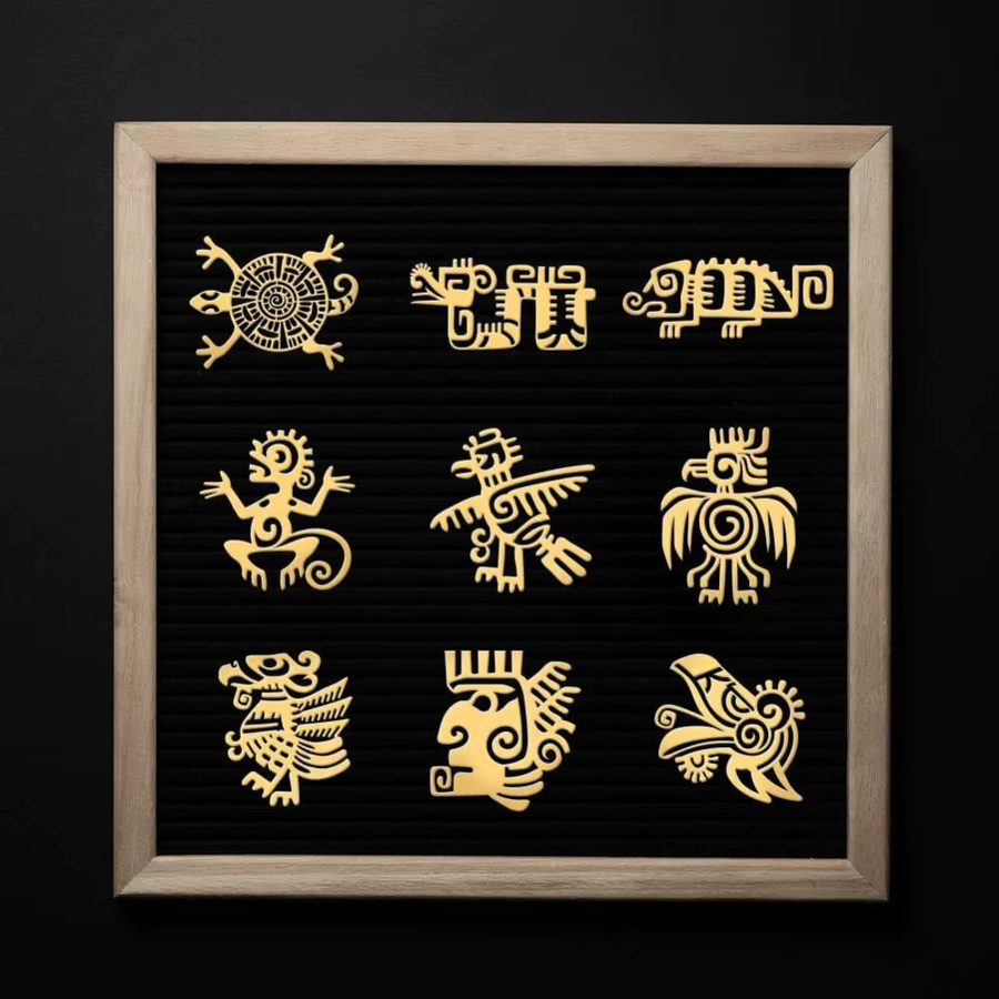 9 Stück selbstklebende Metallaufkleber mit Maya-Symbol im Tribal-Design, goldfarben, Epoxid-Aufkleber mit Pyramiden-Motiv, Größe: 4,06 x 4,06 cm - Bild 3