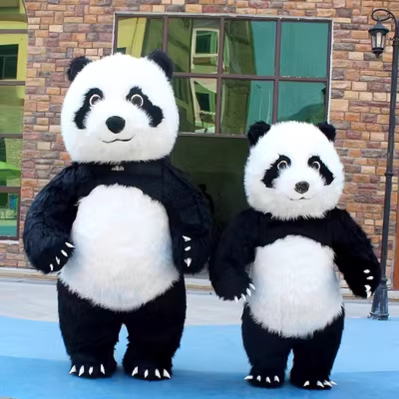 NewYeeca Panda-Maskottchen-Kostüm, aufblasbares Plüsch-Eisbär-Kostüm - Bild 1