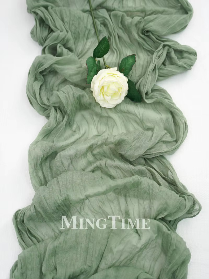 MINGTIME Plissee-Tischläufer aus Gaze in Salbei Grün, Vintage Design für Hochzeit und Party, Länge: 180 cm - Bild 3