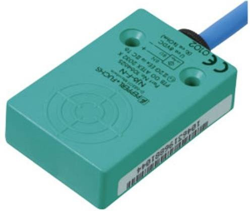 Pepperl+Fuchs Induktiver Sensor NJ6-F-N-5M x2xGxxxD 70133123 NAMUR bündig montierbar in Grün - Bild 1