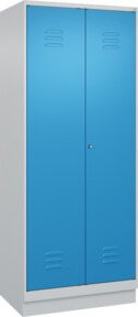 C+P Spind Classic PLUS mit Sockel, 2 Abteile, Front RAL 5012 Lichtblau, H x B x T: 195 x 80 x 50 cm - Bild 1