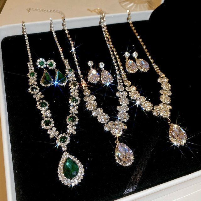 DREJEW Schmuck-Set, Ohrringe und Halskette, Kristall, Silber, Damen - Bild 1