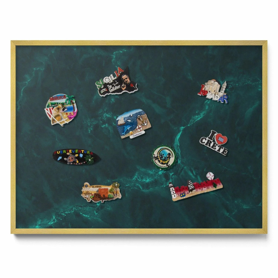 Tulup Magnettafel Metall als Magnetpinnwand für Urlaubsmagnete in Flaschengrün Marmor mit Goldrahmen, Breite: 80 cm, Höhe: 60 cm - Bild 2