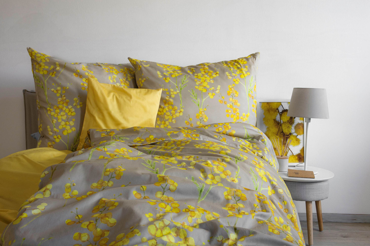 Fleuresse Mako-Satin Bettwäsche Mimose Blüten in Hellblau und Gelb mit Bettbezug und Kissenbezug, B/H: 135 x 200 cm und 80 x 80 cm - Bild 1