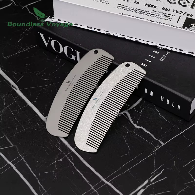 Boundless Voyage Titanium Hair & Beard Crescent Comb, Unisex - Bild 4