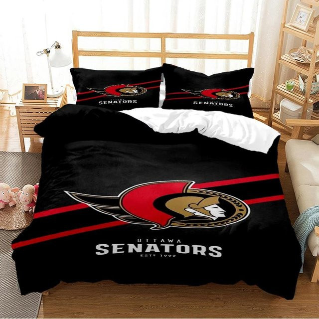 Eishockey Bettwäscheset mit Cartoon-Design für Kinder und Jugendliche, bestehend aus Bettbezug und Kissenbezügen, Farbe Schwarz, B/H: 140 x 210 cm - Bild 1