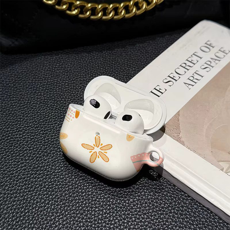 Potdemiel Schutzhülle Cream Ocean Elements für Apple AirPods Pro 3, glänzende Kopfhörerhülle in Beige - Bild 3