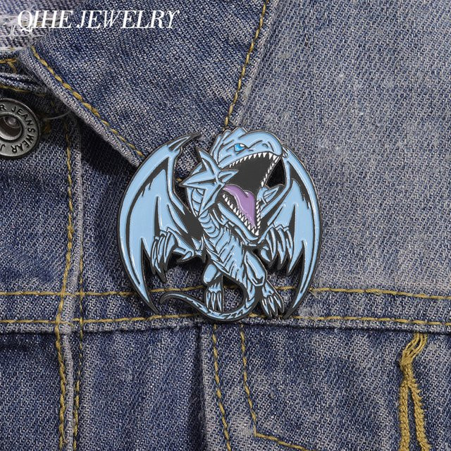 QIHE JEWELRY Brosche Blue-Eyes White Dragon, Emaille Pin, Unisex - Bild 1