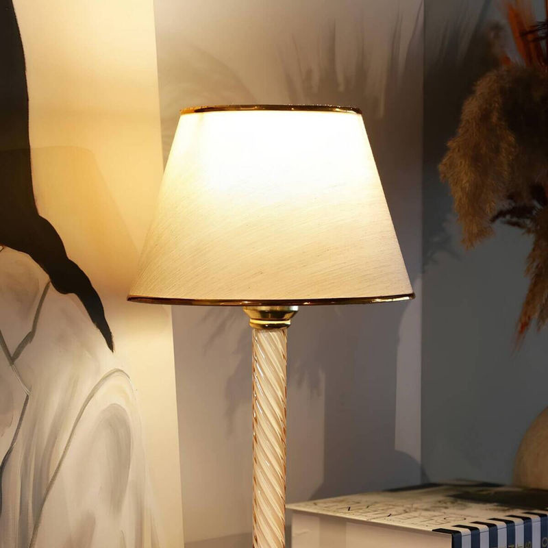 Opviq Tischleuchte in Beige und Gold mit Stoffschirm, E27, B/T/H: 22 x 22 x 45 cm - Bild 4